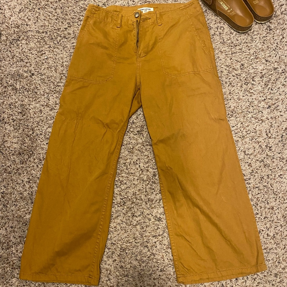 Billabong cropped wide leg pants